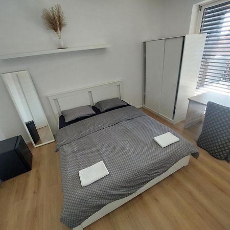 לובליאנה Rose Valley, Modern Studios & Apartments מראה חיצוני תמונה