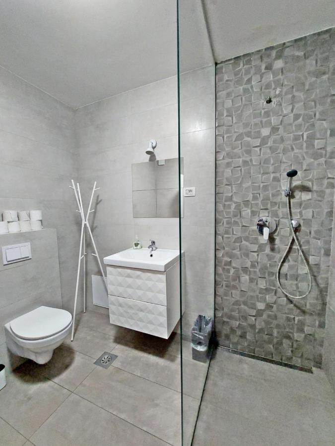 לובליאנה Rose Valley, Modern Studios & Apartments מראה חיצוני תמונה